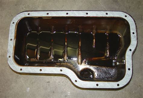 Car Engine Oil Pan Gasket Replacement Cost (Signs。